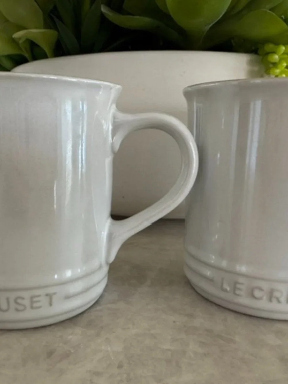 Le Creuset Vancouver Mugs (Set of 2) - Metallic / Pearl White